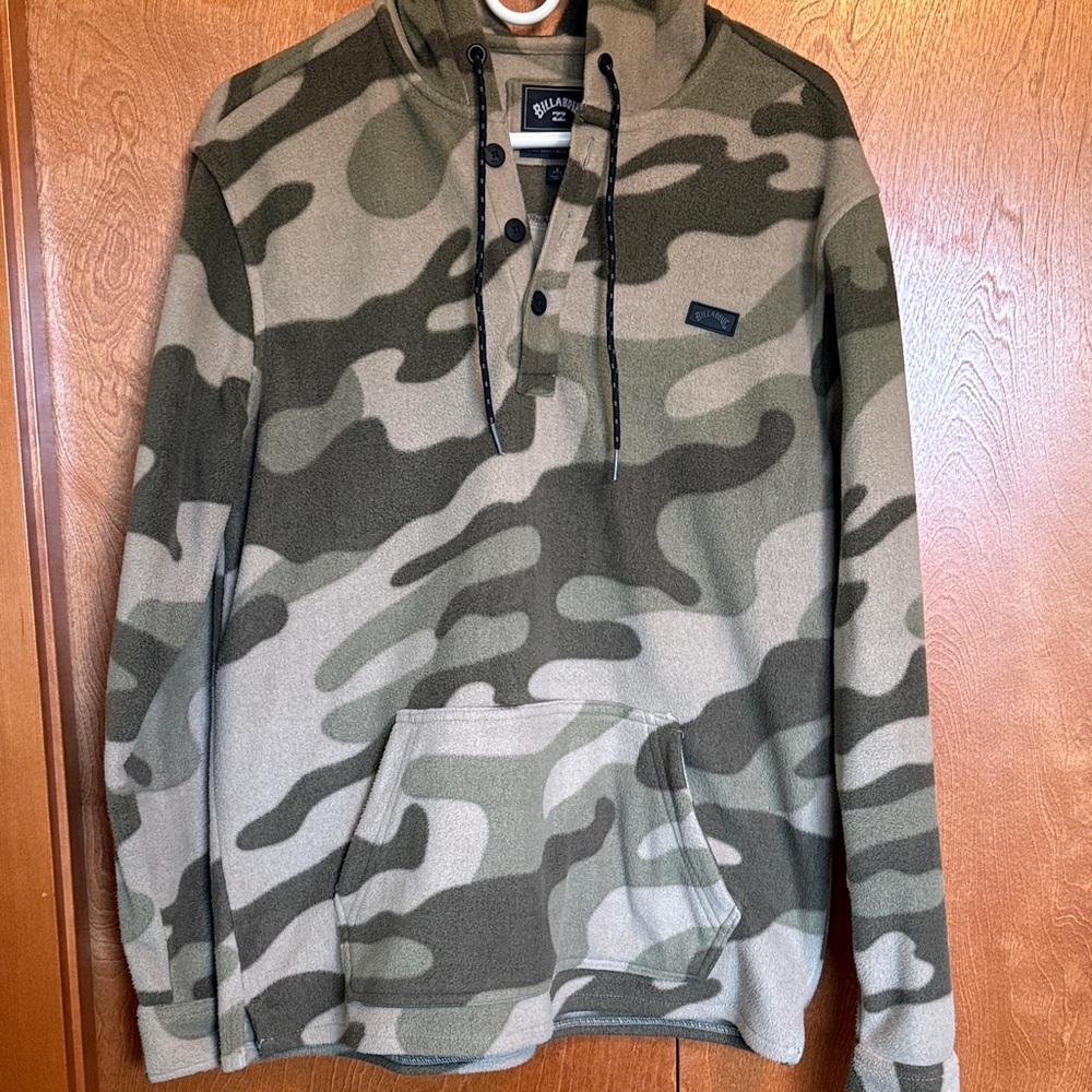 Billabong Olive & Khaki Camo Fleece Hoodie Mens size S
